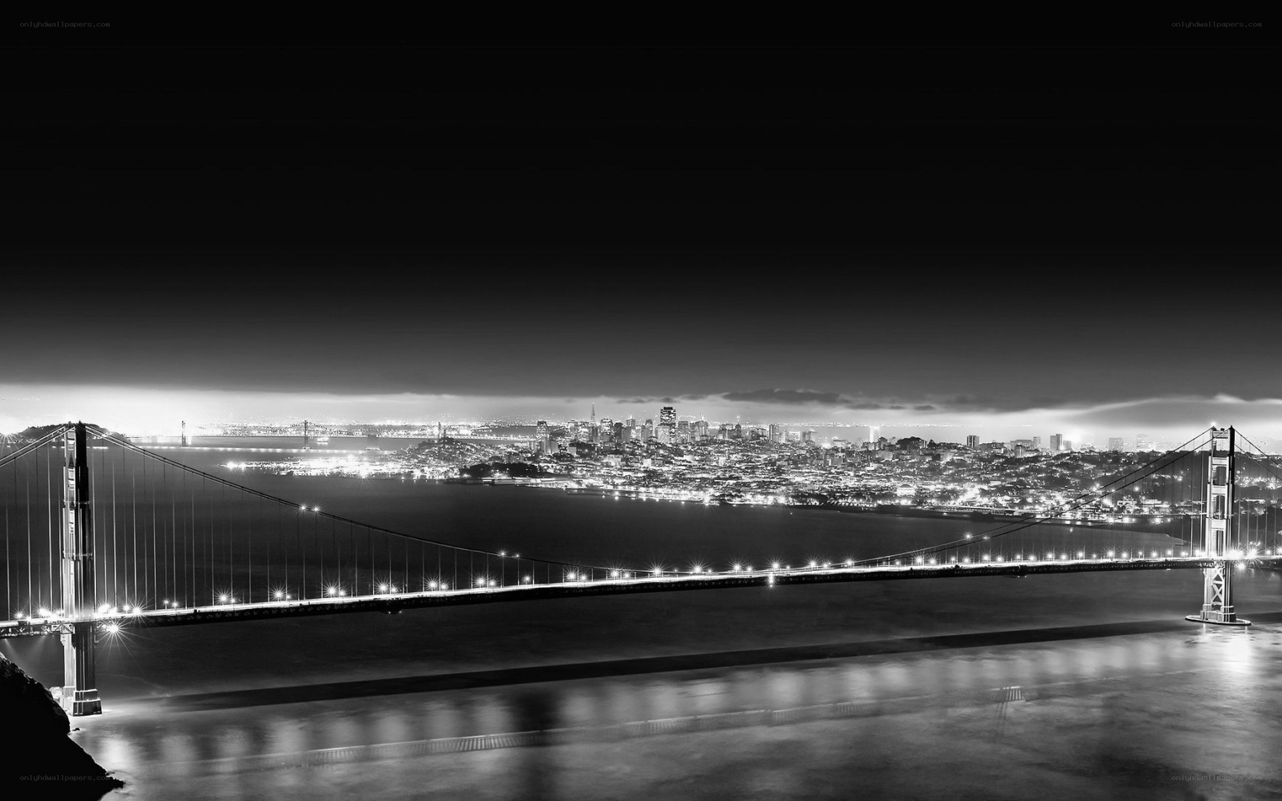 Golden Gate Bridge at night