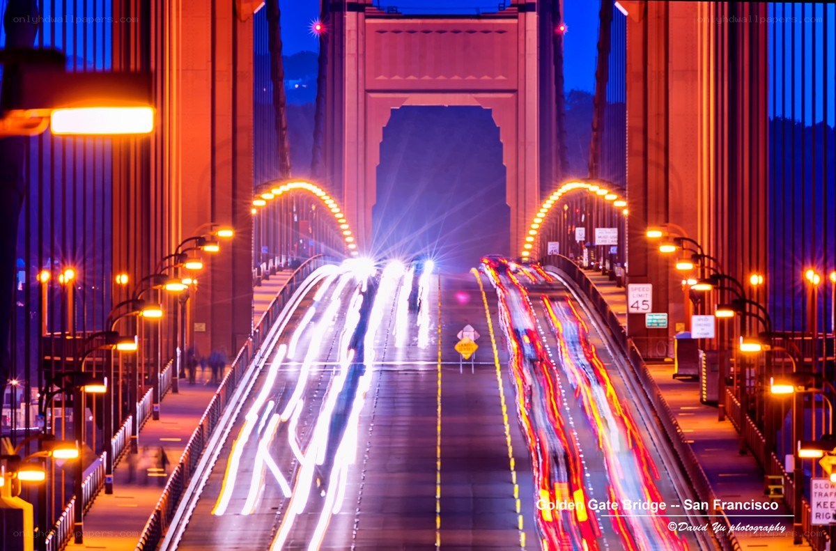 Golden Gate Bridge at night