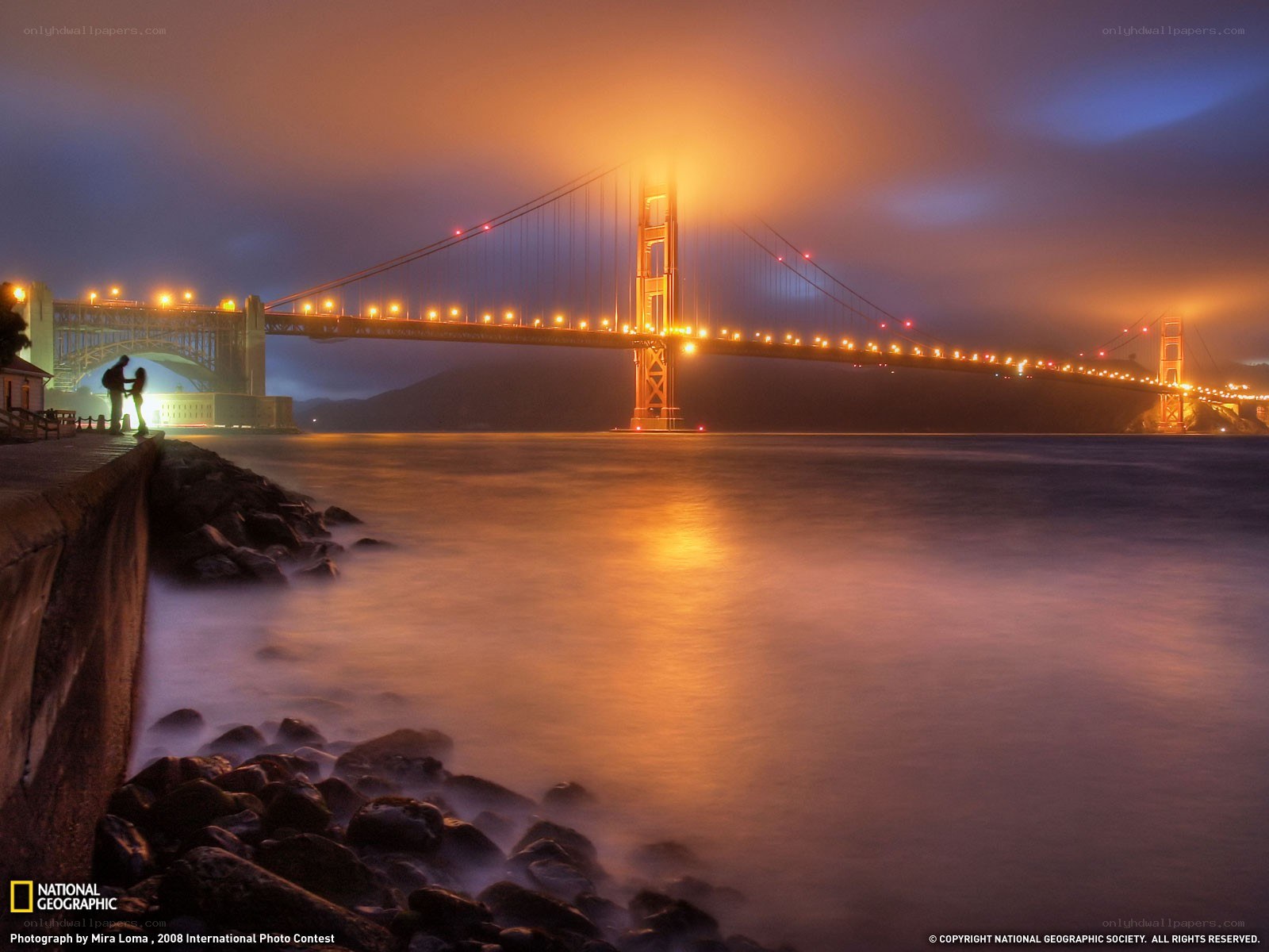 Golden Gate Bridge at night