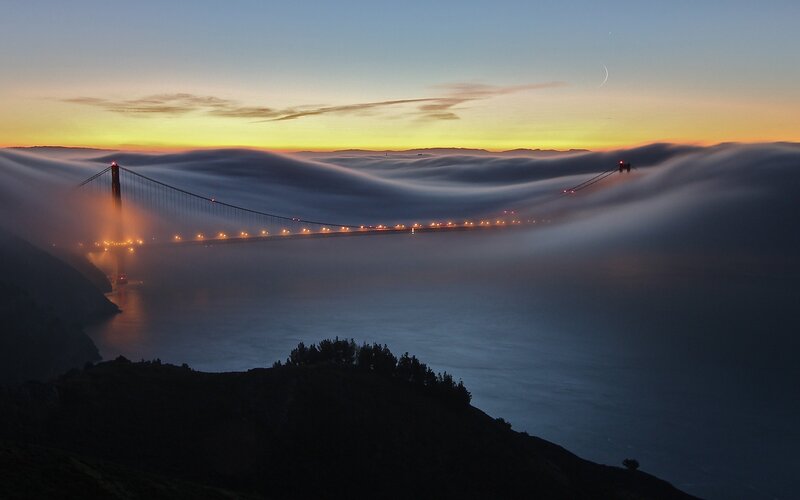 Golden Gate Bridge at sunrise