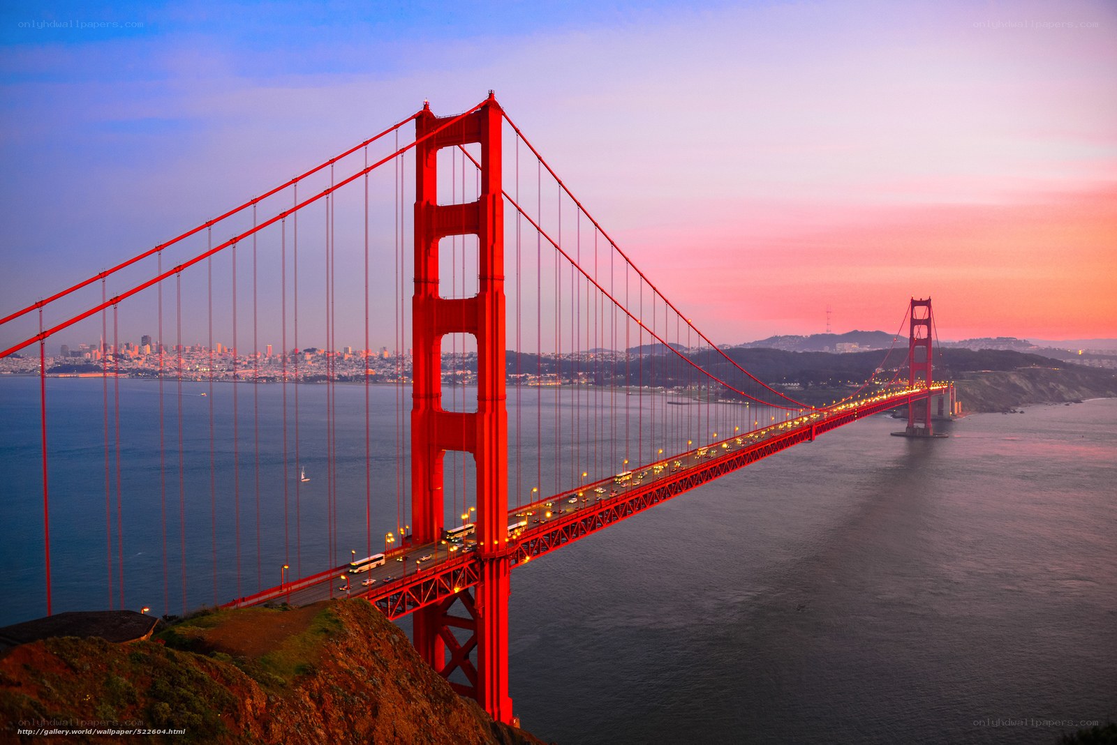 Golden Gate Bridge at sunset