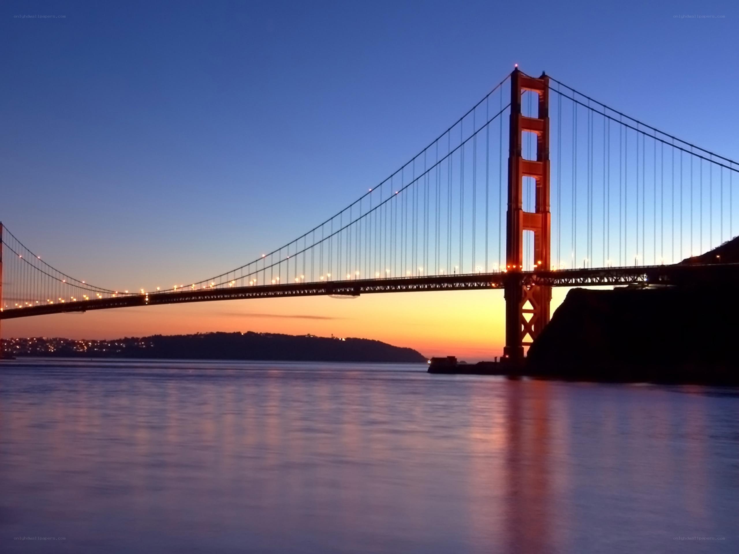 Golden Gate Bridge at sunset