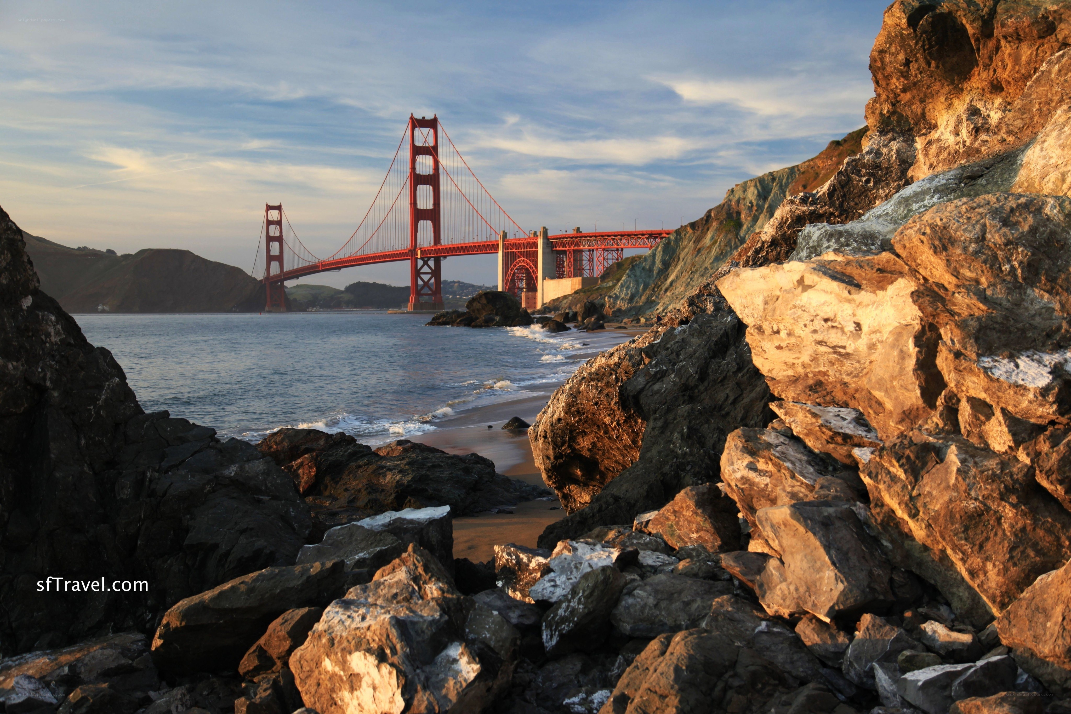 Golden Gate Bridge at sunset