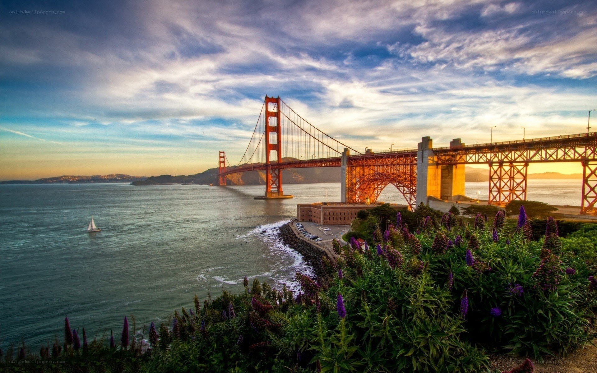 Golden Gate Bridge at sunset