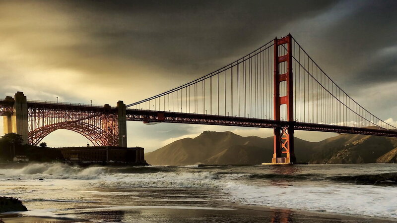 Golden Gate Bridge at sunset