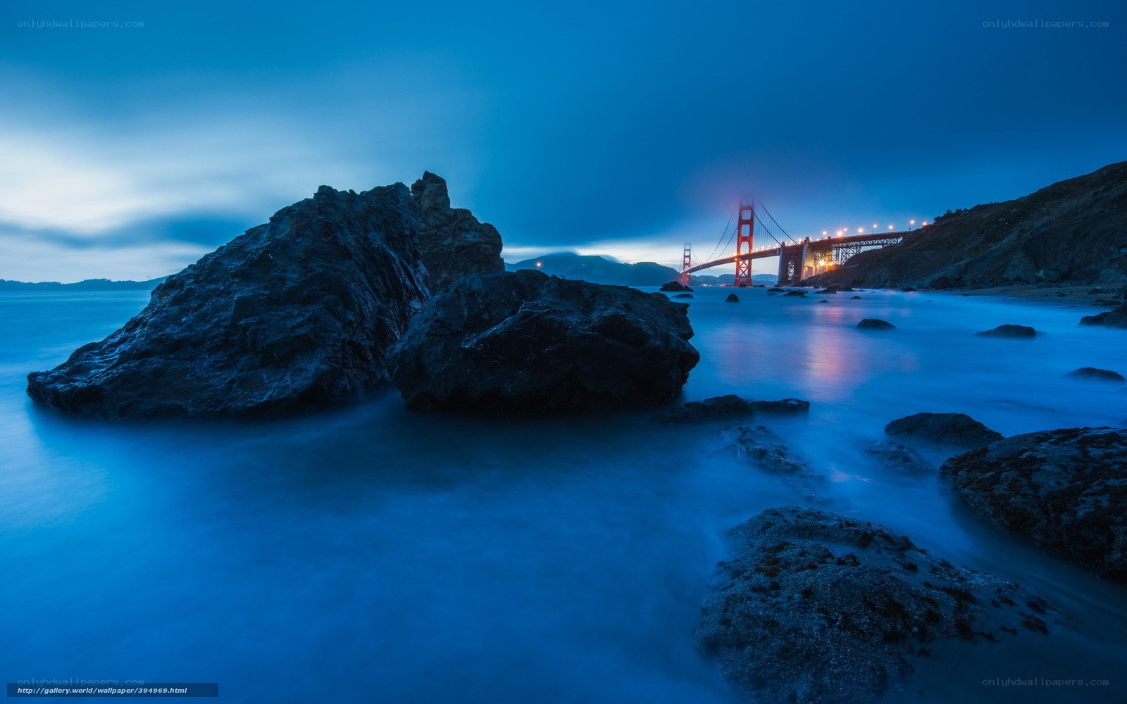Golden Gate Bridge at twilight