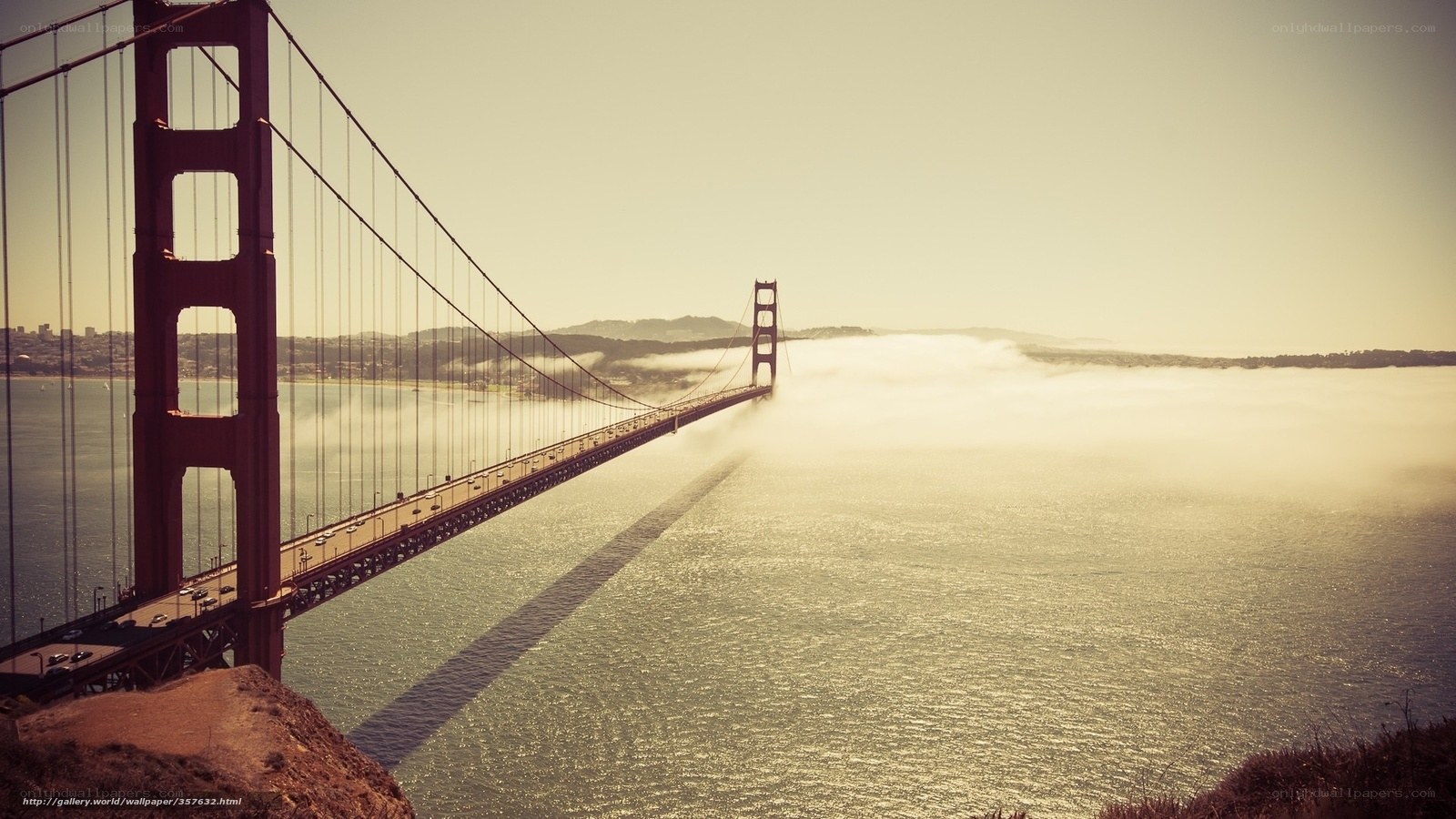 Golden Gate Bridge in fog