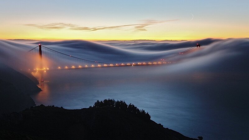 Golden Gate Bridge in fog