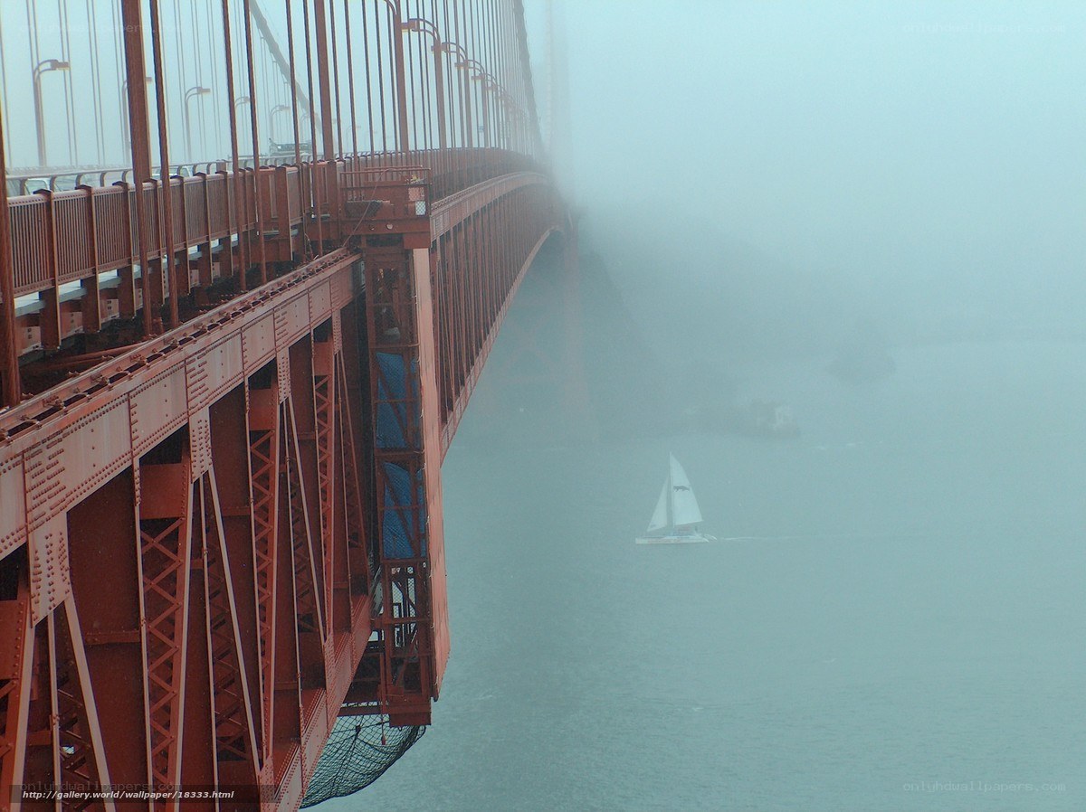 Golden Gate Bridge in fog