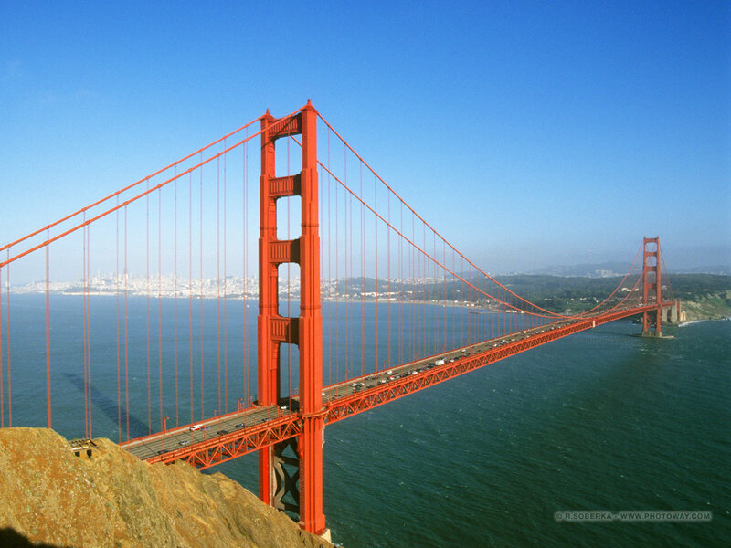 Golden Gate Bridge — Red, Serene