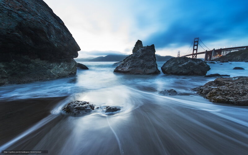 Golden Gate Bridge View — Blue, Serene