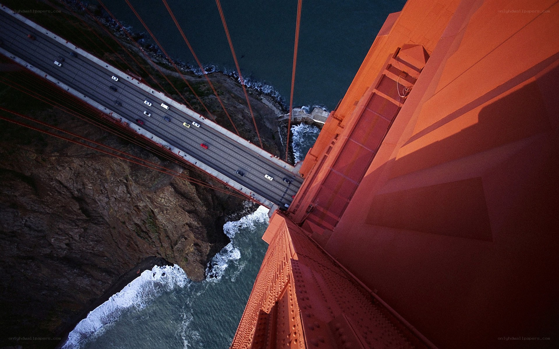 Golden Gate Bridge view from above