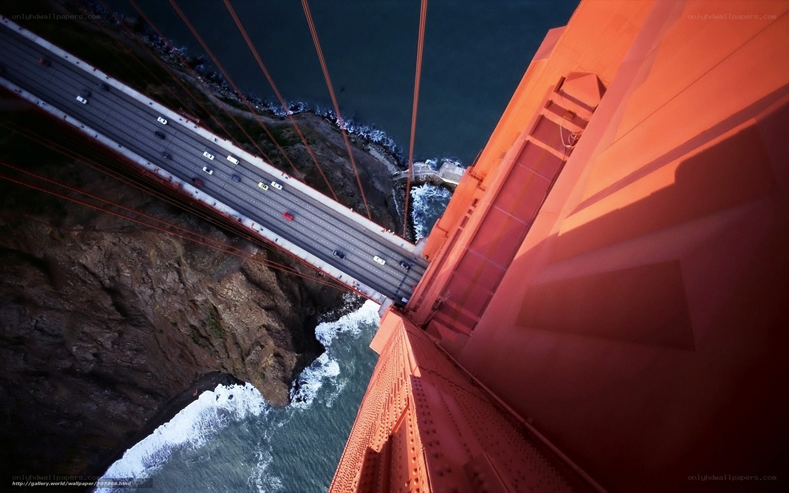 Golden Gate Bridge view from above