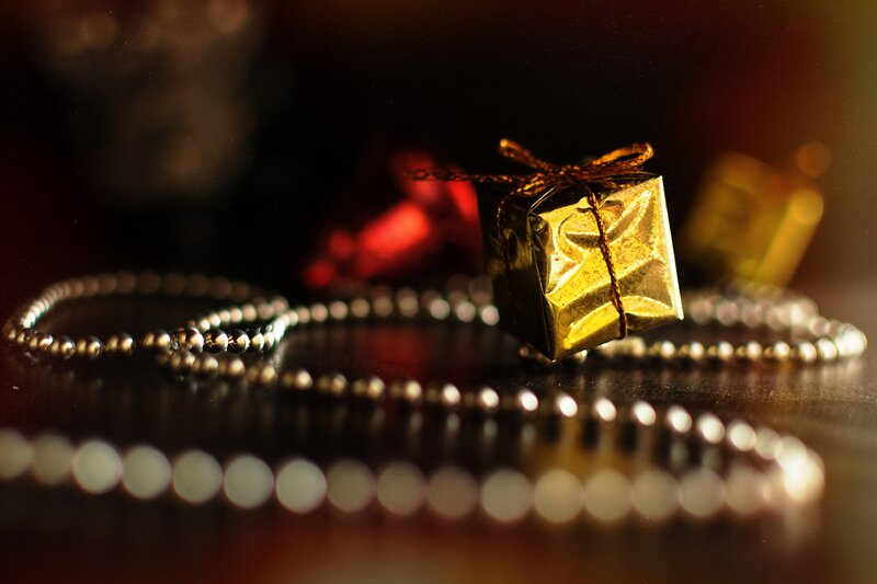 Golden Gift Box — Gold, Dramatic, Photograph, Beaded Chain