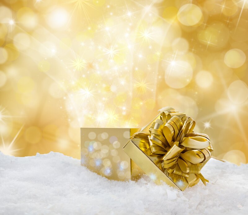 Golden Gift Box in Snow — Gold