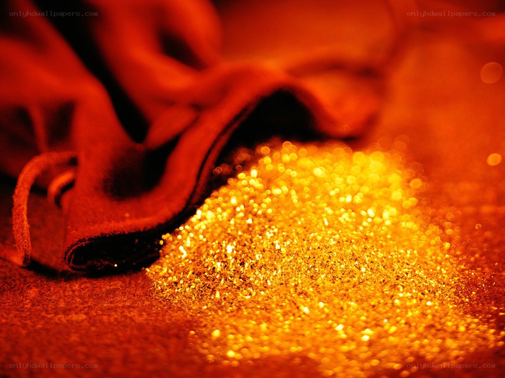 golden glitter spill