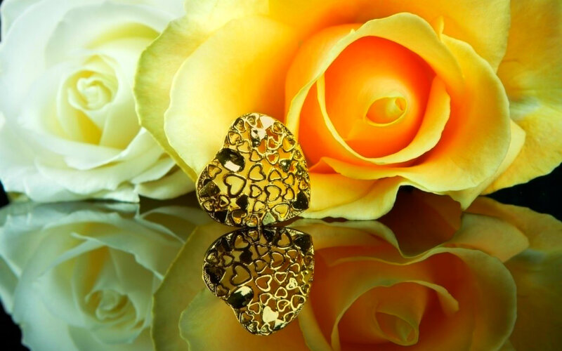Golden Heart on Roses
