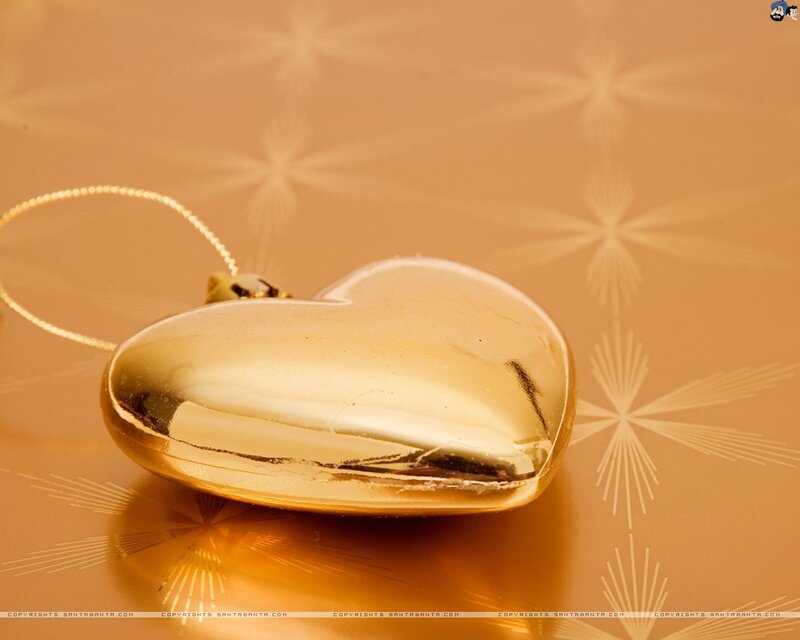 golden heart ornament