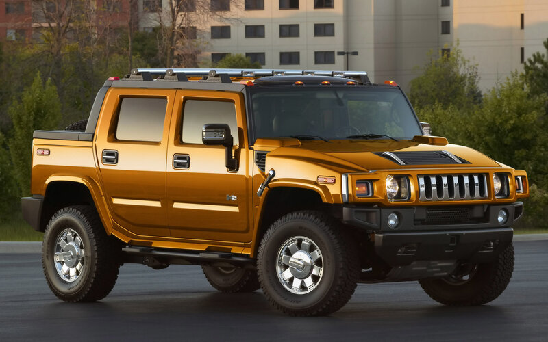 Golden Hummer H2 Pickup — Gold