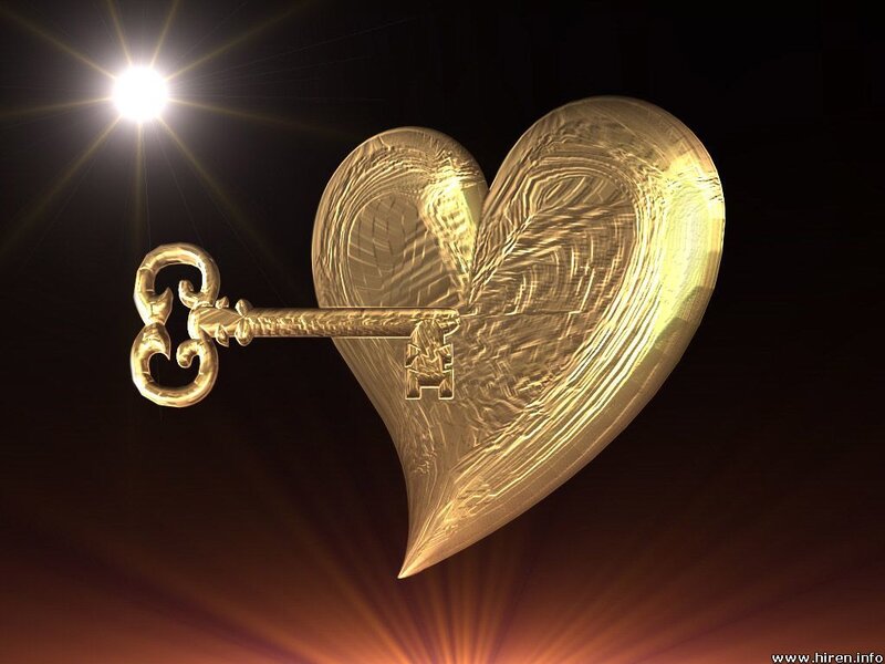 golden key and heart