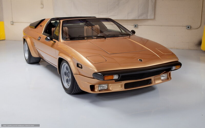 golden lamborghini sports car