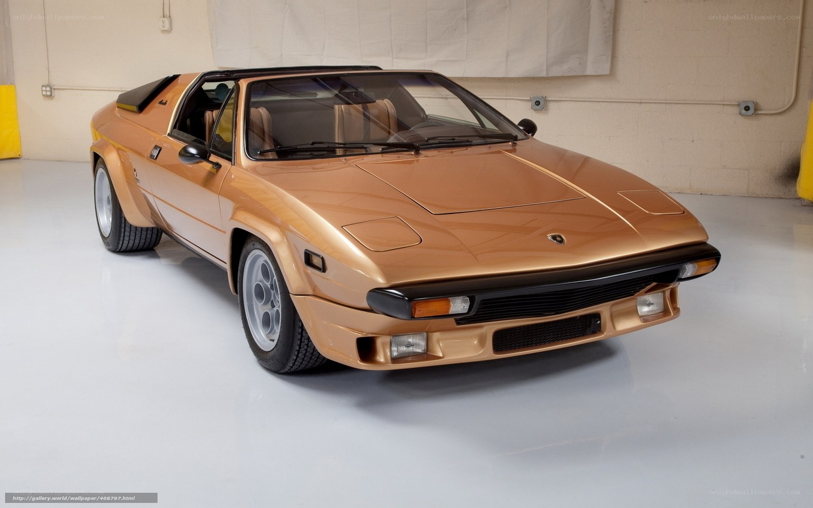 golden lamborghini sports car