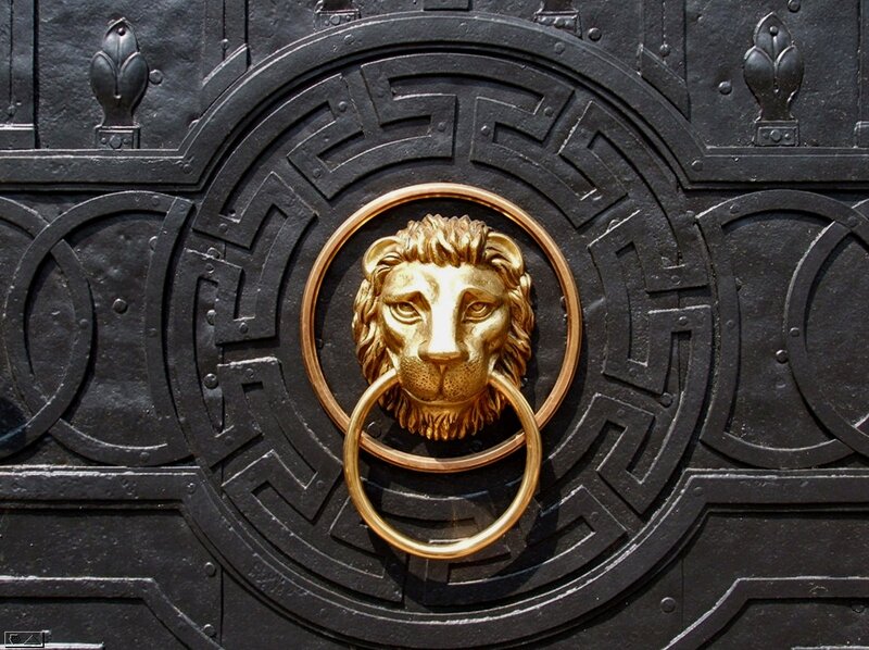 Golden Lion Door Knocker — Black