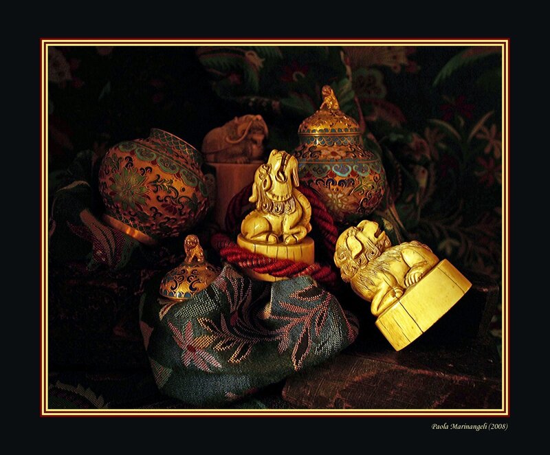 Golden Lion Figurines