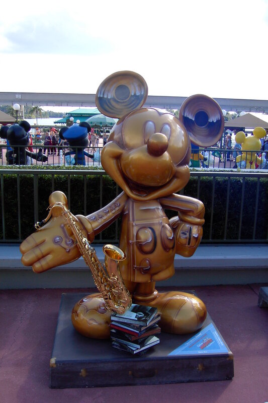 golden mickey mouse statue