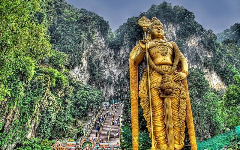 Golden Murugan statue at Batu Caves