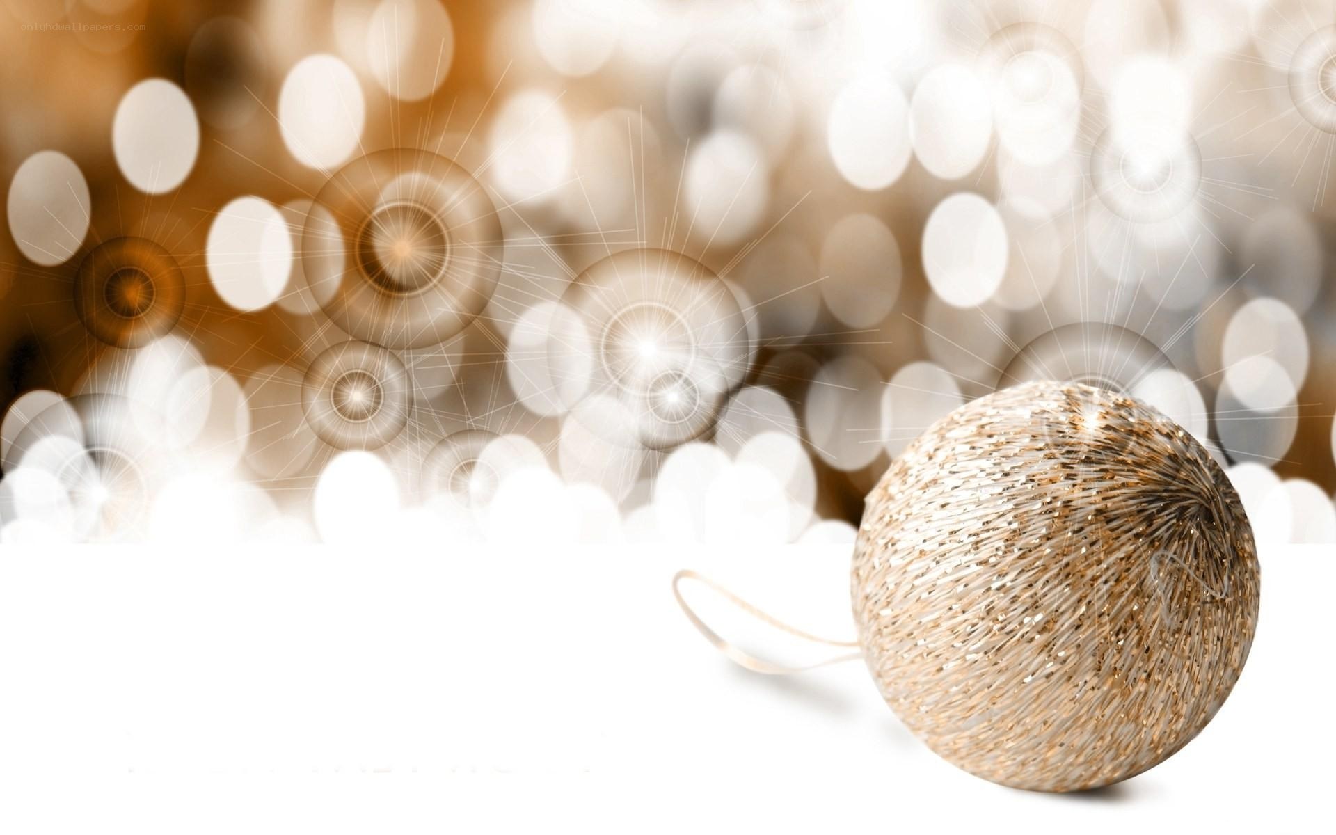 golden ornament with bokeh background