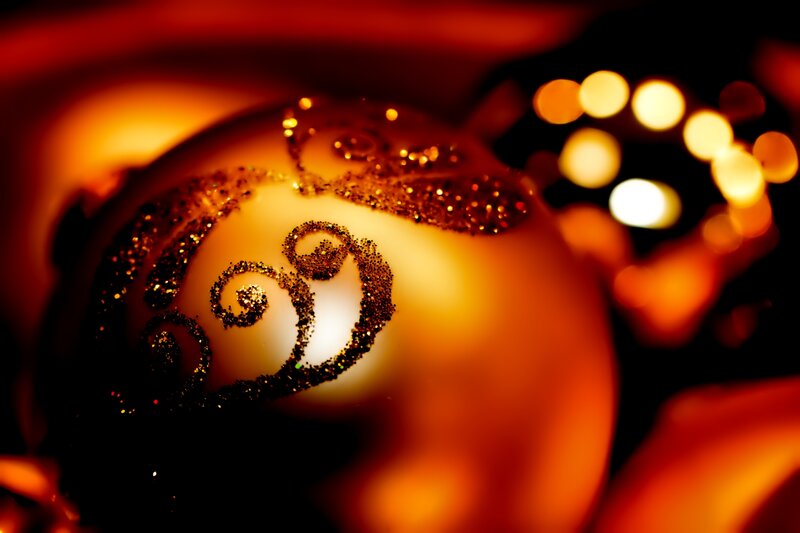 Golden Ornament with Glitter — Gold