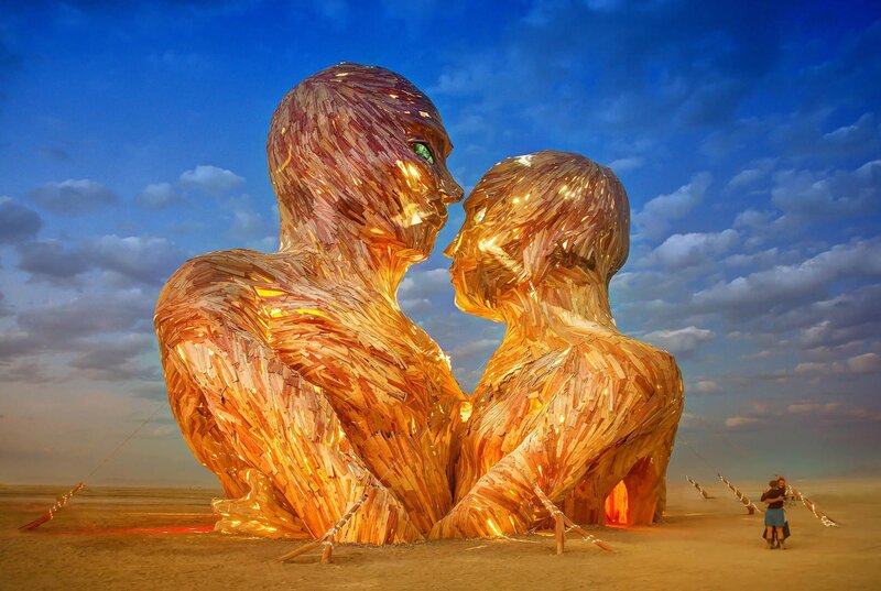 Golden Sculpture Couple