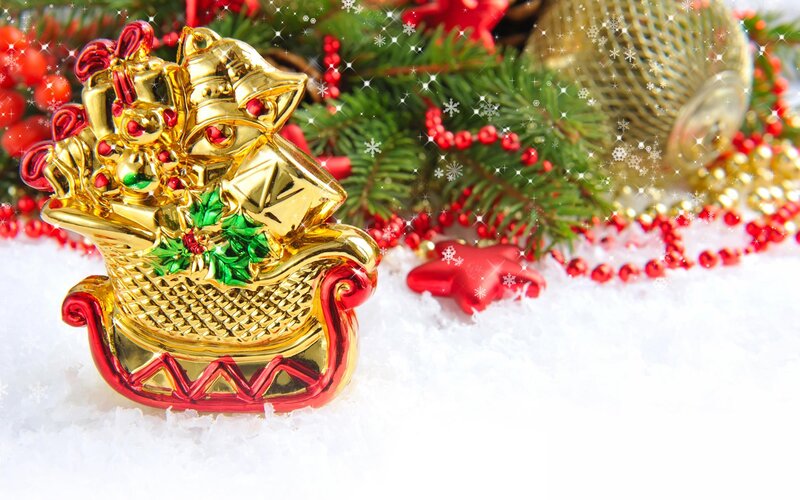 Golden Sleigh Ornament