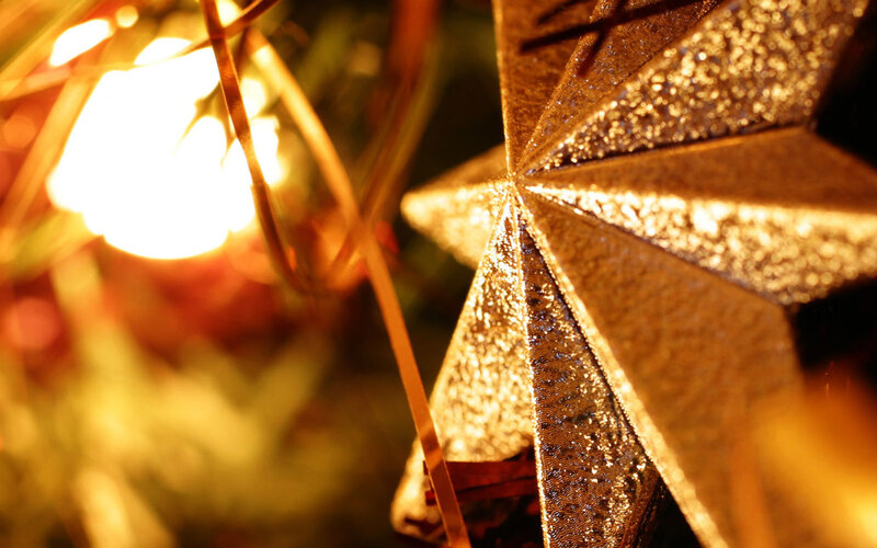 Golden Star Ornament — Gold, Warm