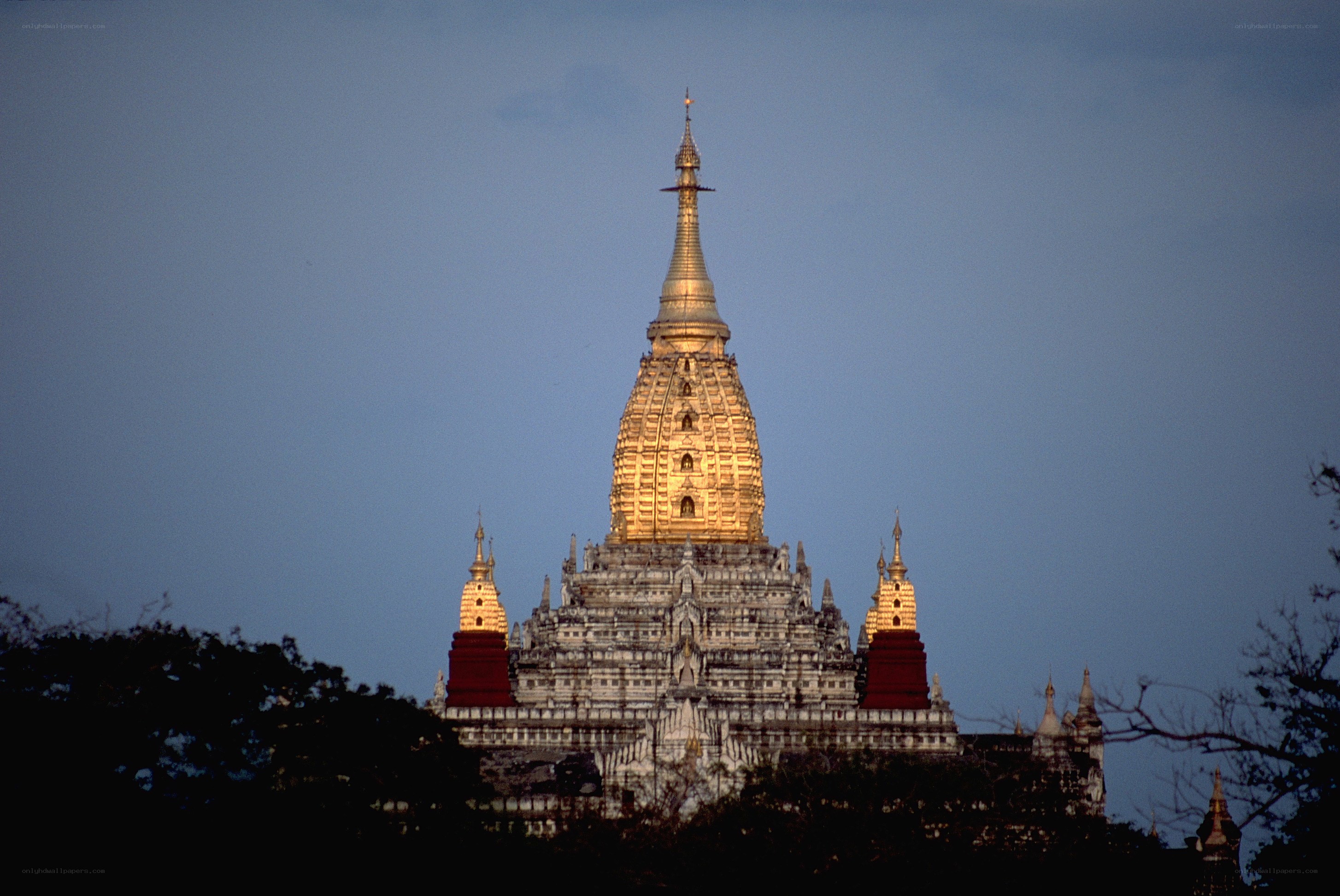 Golden temple at dusk