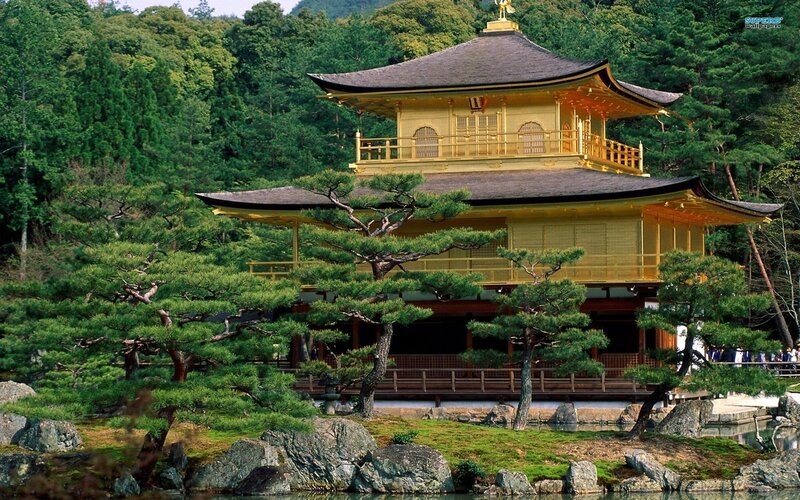 Golden Temple Building — Gold, Serene