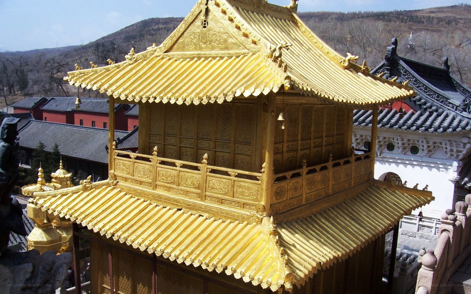 Golden temple roof structure