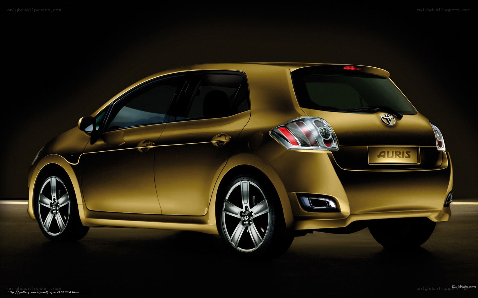 Golden Toyota Auris car