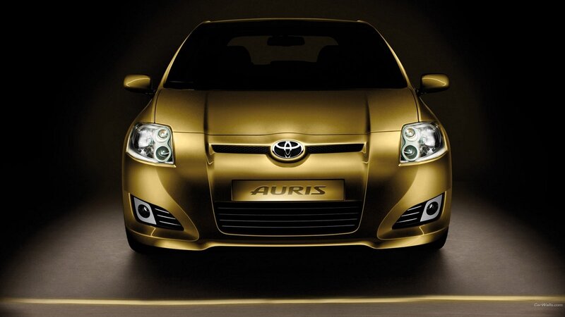 Golden Toyota Auris concept