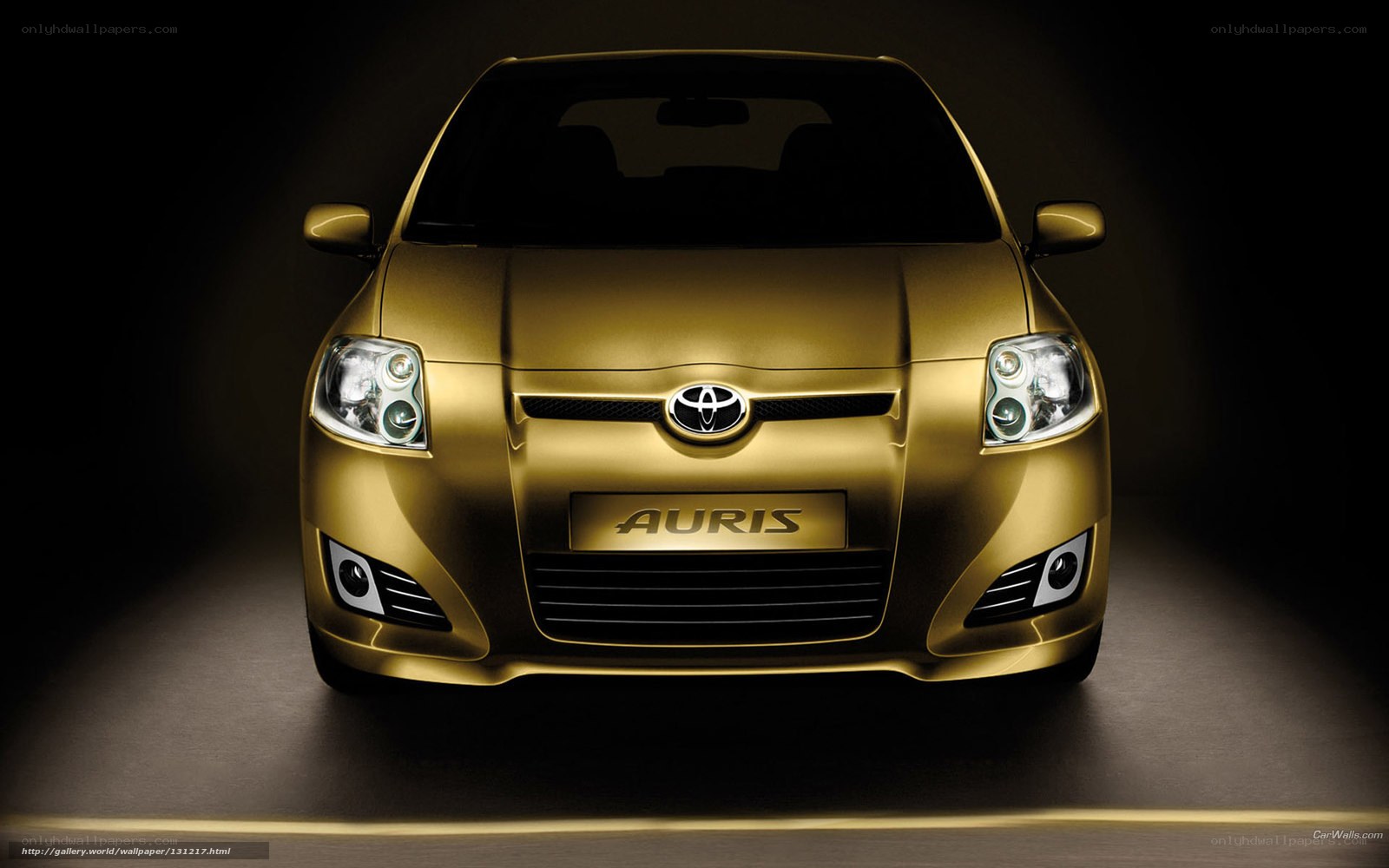 Golden Toyota Auris front view