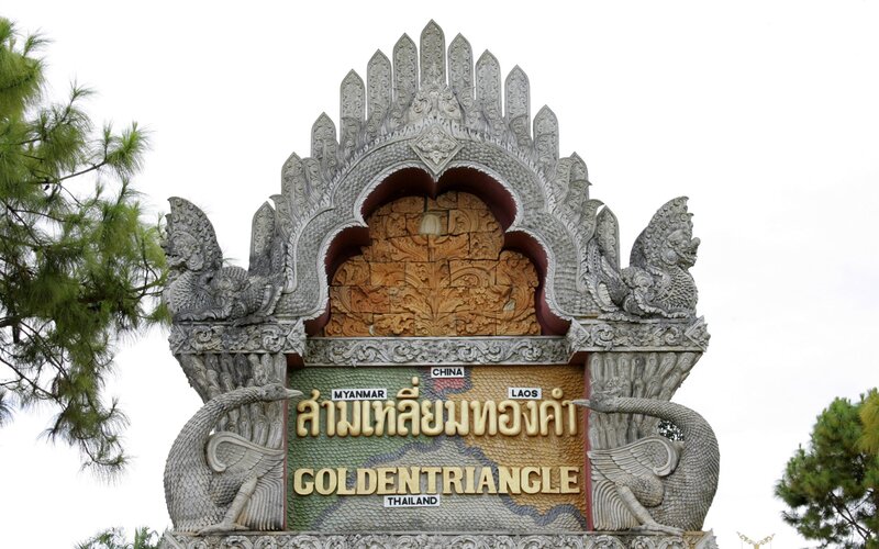 Golden Triangle border marker