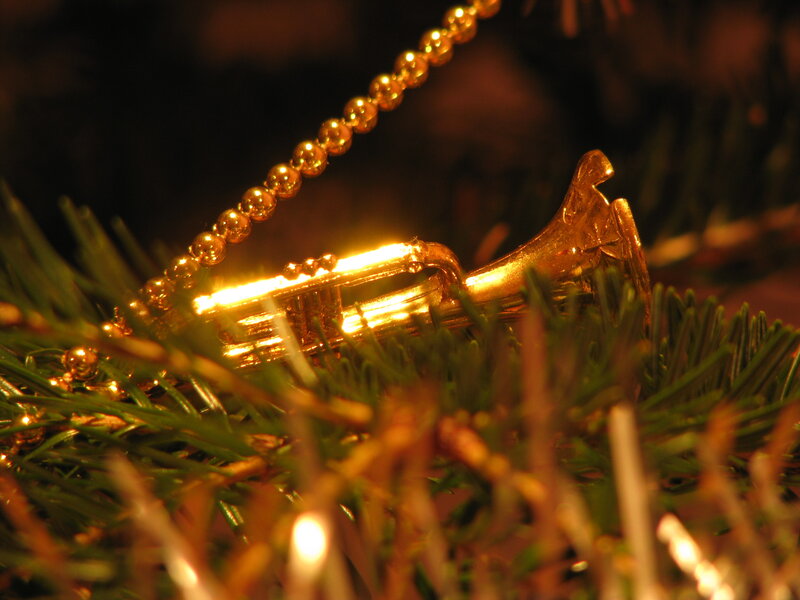 Golden Trumpet Ornament