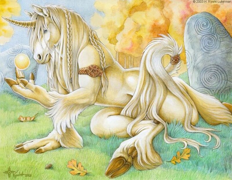 Golden Unicorn on Grass — Green