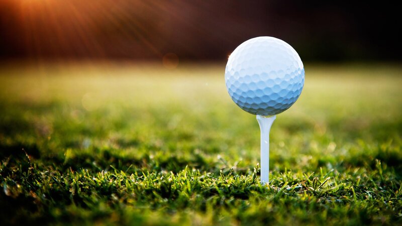 Golf Ball on Tee — Green, Serene