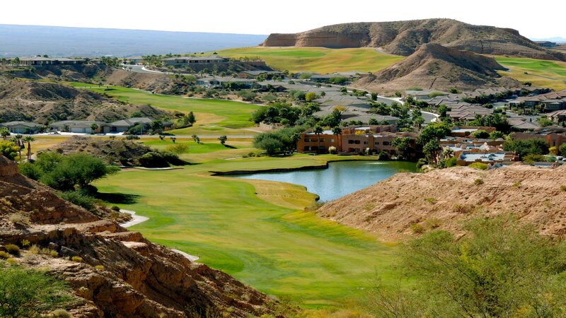 Golf Course with Lake — Green, Serene