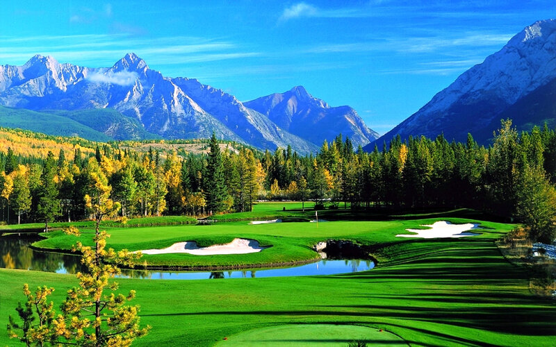 Golf Course with Mountains — Green, Serene, Autumn