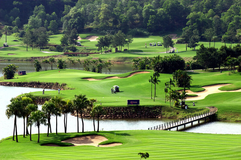 Golf Course with Water Hazards — Green