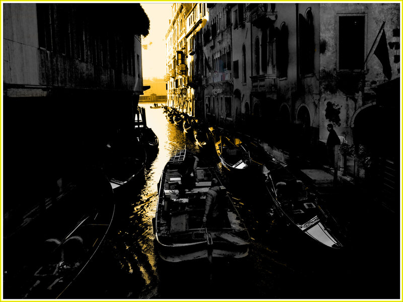 Gondolas in Canal — Black