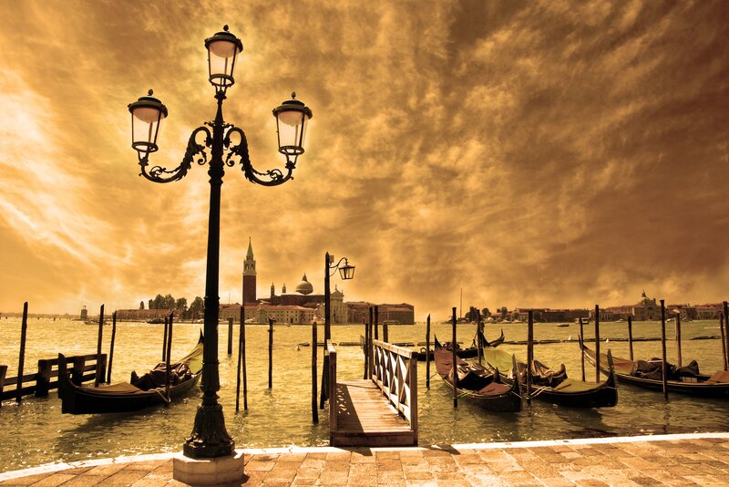 Gondolas in Venice — Gold